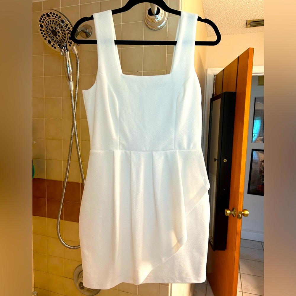 Lulu’s White Dress Size Large NWOT